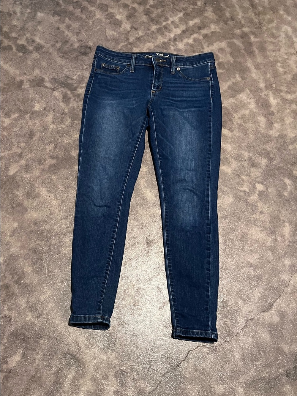Universal Thread Dark Blue High Rise Jeggings - Stretch Denim